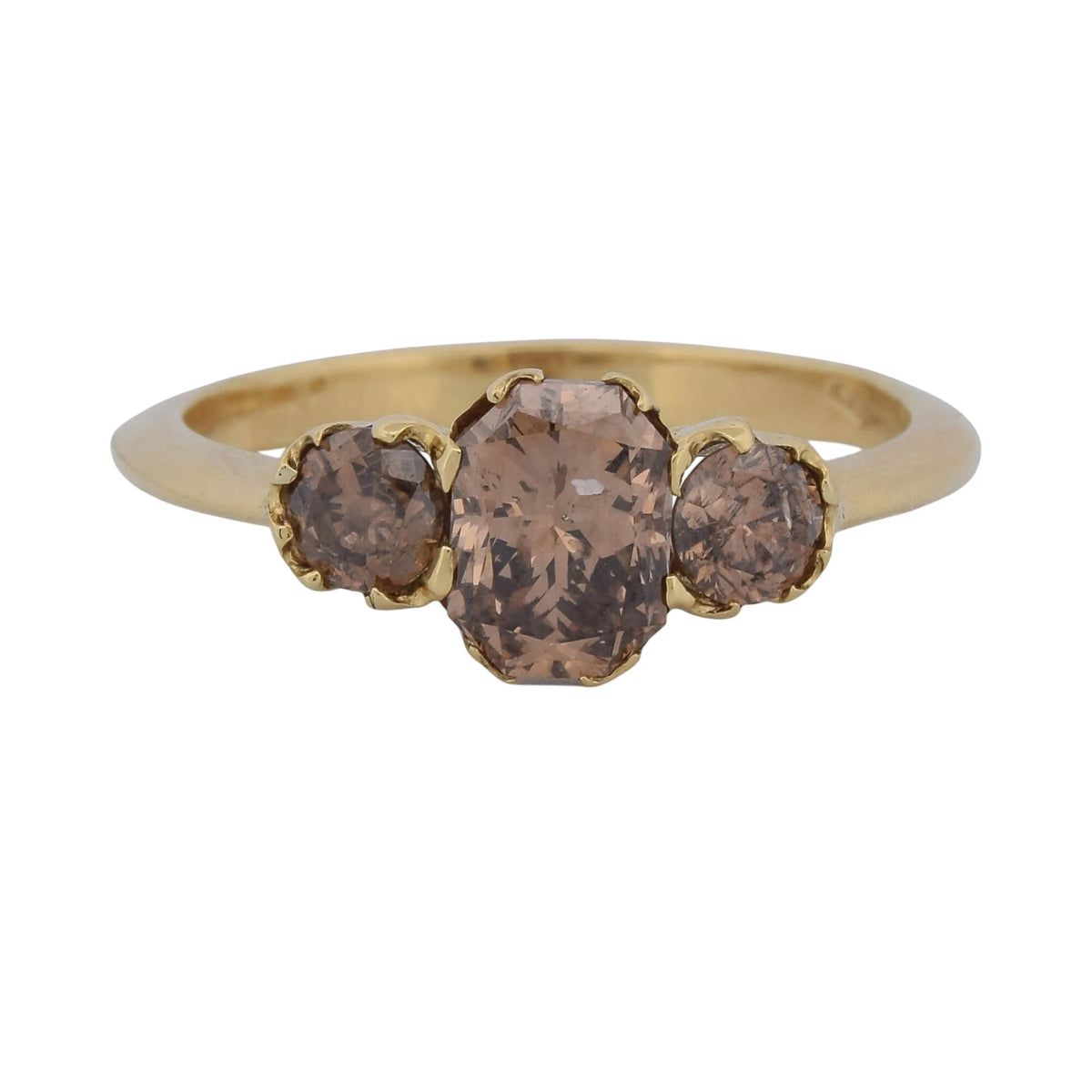 Trilogy Ring in Yellow Gold and Diamonds