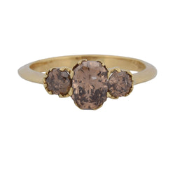 Trilogy Ring in Yellow Gold and Diamonds