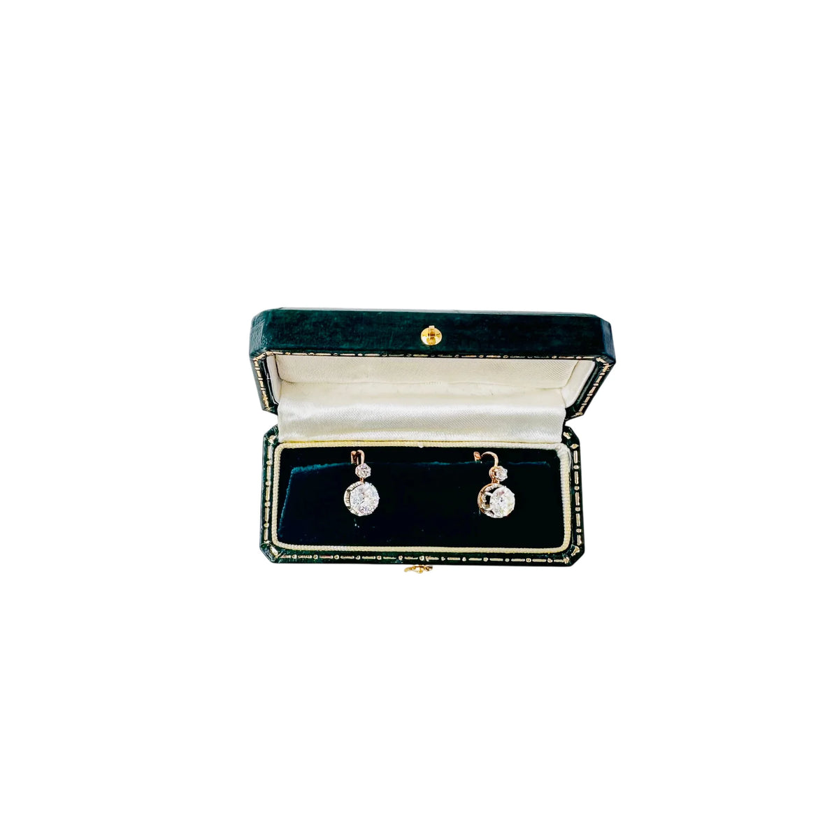 Yellow gold lever-back earrings with diamonds
