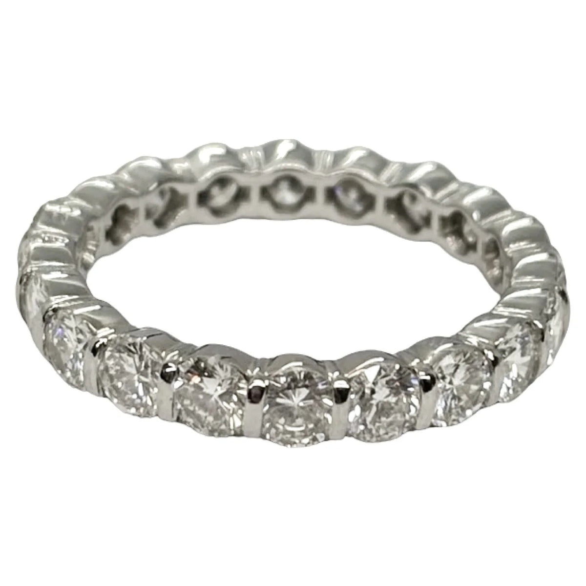 Bague Alliance en or blanc et diamants