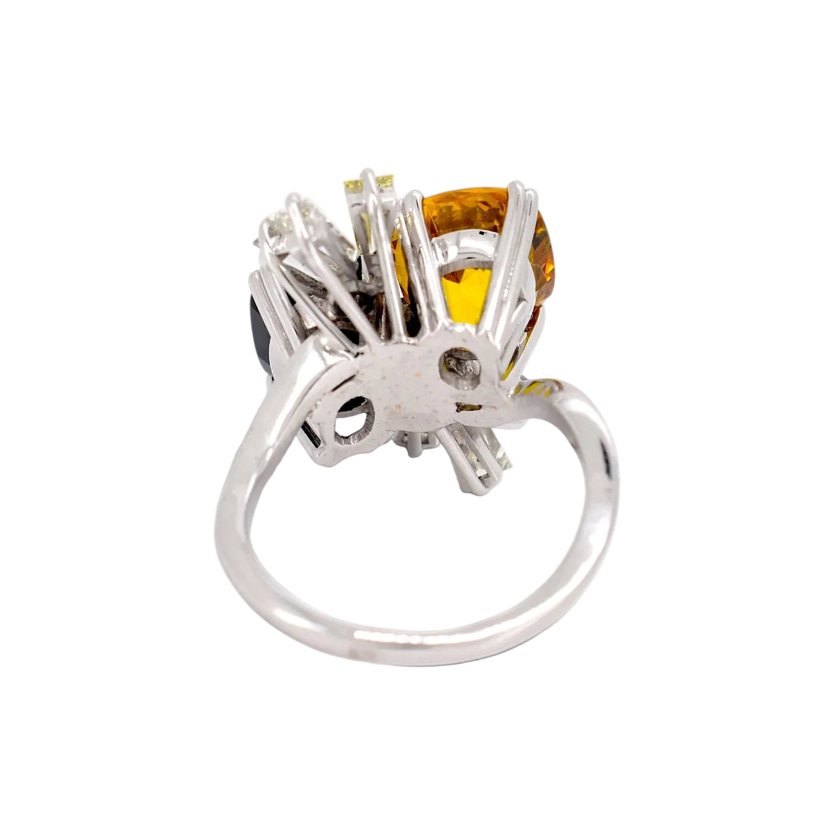 "Toi & Moi" Ring in White Gold, Sapphires, and Diamonds