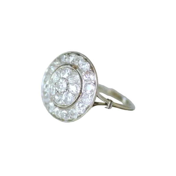 Entourage Ring in white gold, Platinum, and Diamonds