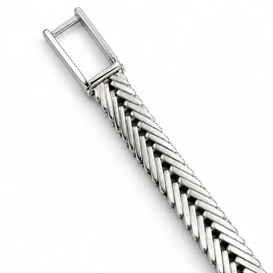 JAEGER-LECOULTRE watch in white gold and diamonds