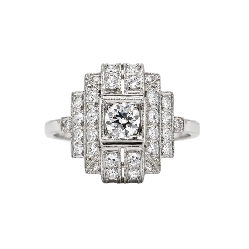 Entourage Ring in Platinum and Diamonds