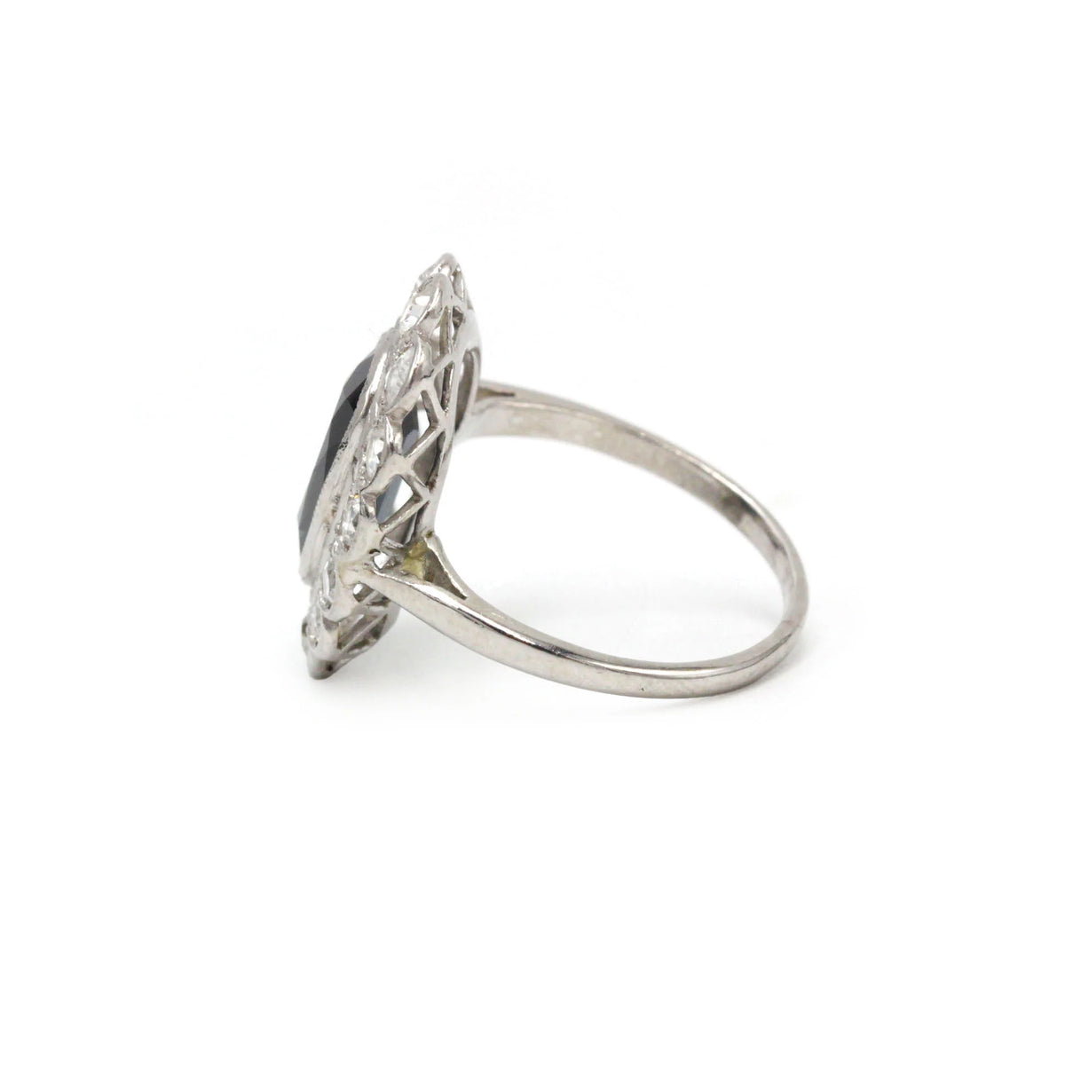 Pompadour Ring in Platinum, Sapphire, and Diamonds