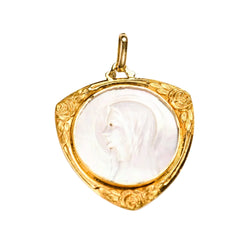 Yellow gold and Mother-of-pearl medal