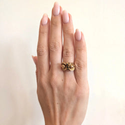 Yellow Gold and Sapphire Ring