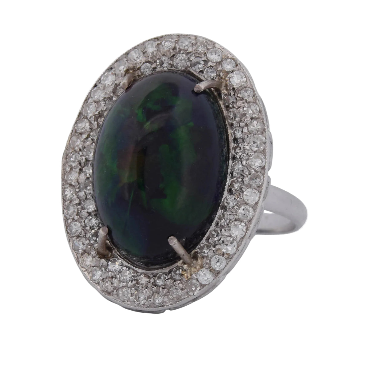 Entourage Ring in white gold, Opal, and Diamonds