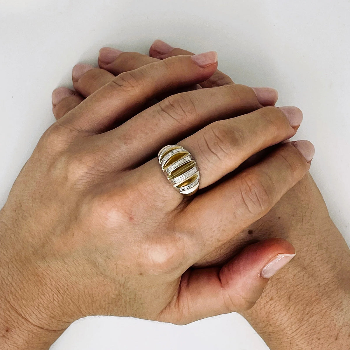 "Dôme" Ring in Yellow Gold, Platinum, and Diamonds