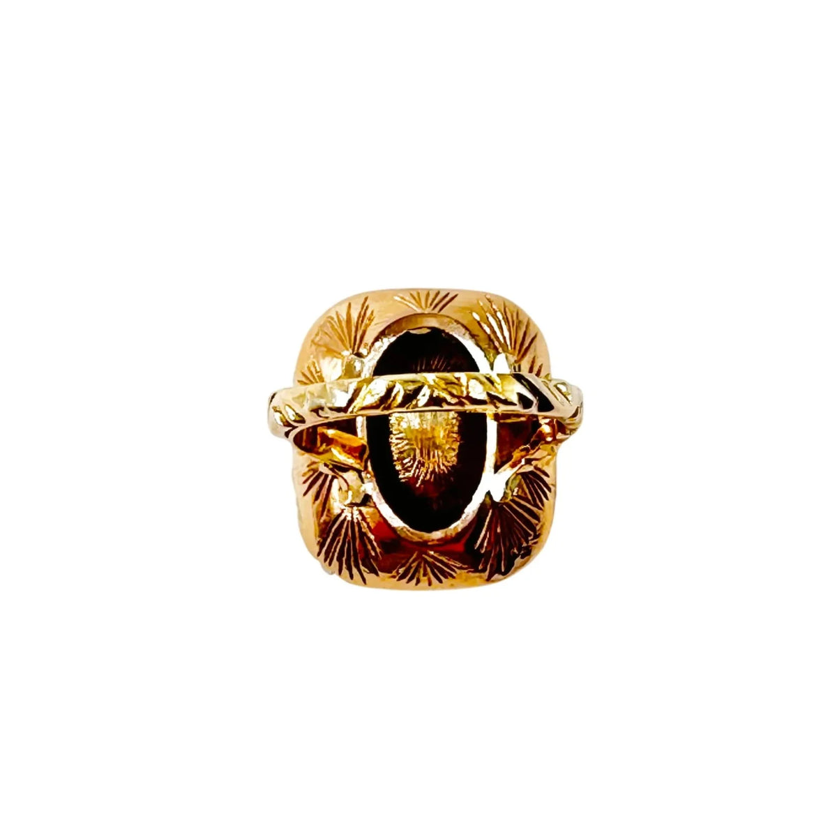 Vintage Ring in Yellow gold, Silver, Emerald, and Diamonds