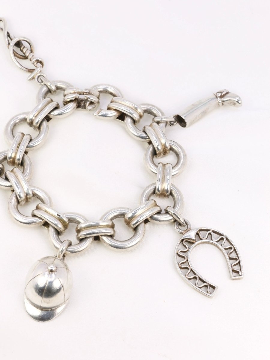 Gaétan de Percin (attributed to HERMES) Silver bracelet and horse