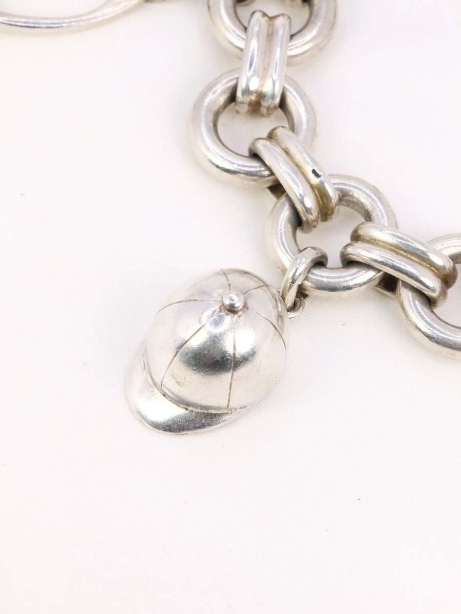 Gaétan de Percin (attribué à HERMES) Bracelet en argent et breloques thème hippique - Castafiore