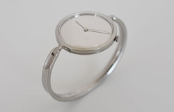 Georg Jensen dame, "Vivianna" Bangle Watch, numérotée 227, Circa 1970 - Castafiore