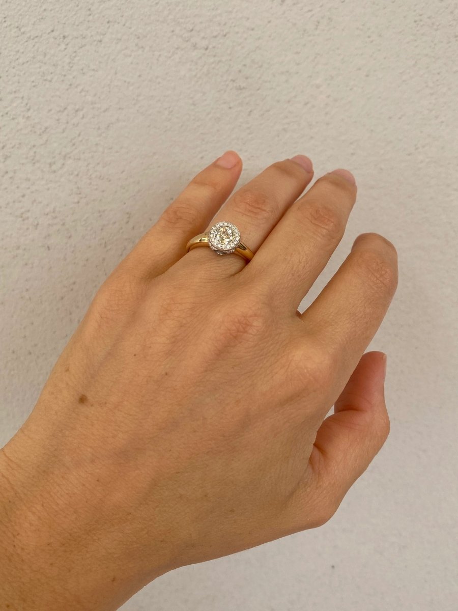 IGI Certified 1 Carat Cushion Diamond Solitaire Ring - Castafiore