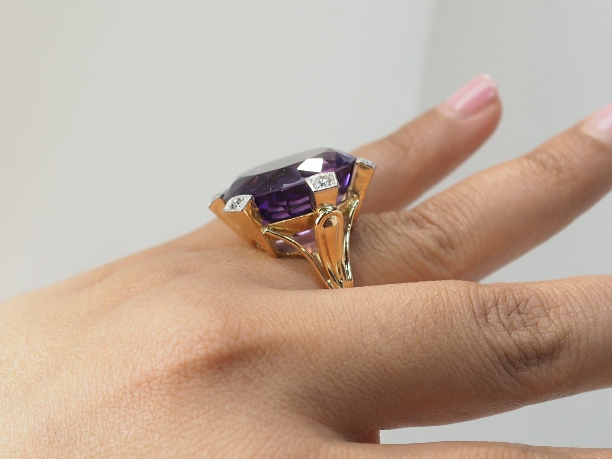 Importante Bague COCKTAIL en or rose, améthyste et diamants - Castafiore