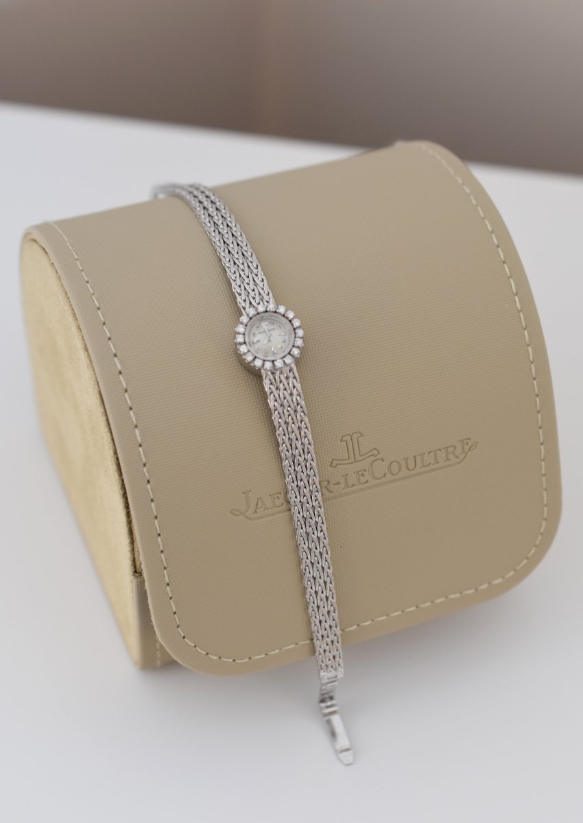 Jaeger - LeCoultre dame, entièrement or blanc 18 carats & diamants, vers 1960 - Castafiore