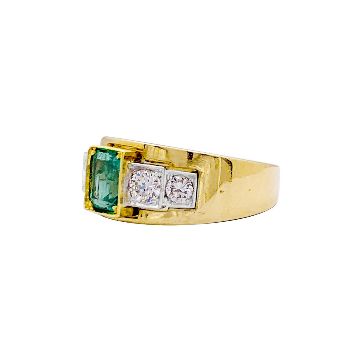 Bague bandeau deux tons d'or, émeraude et diamants.