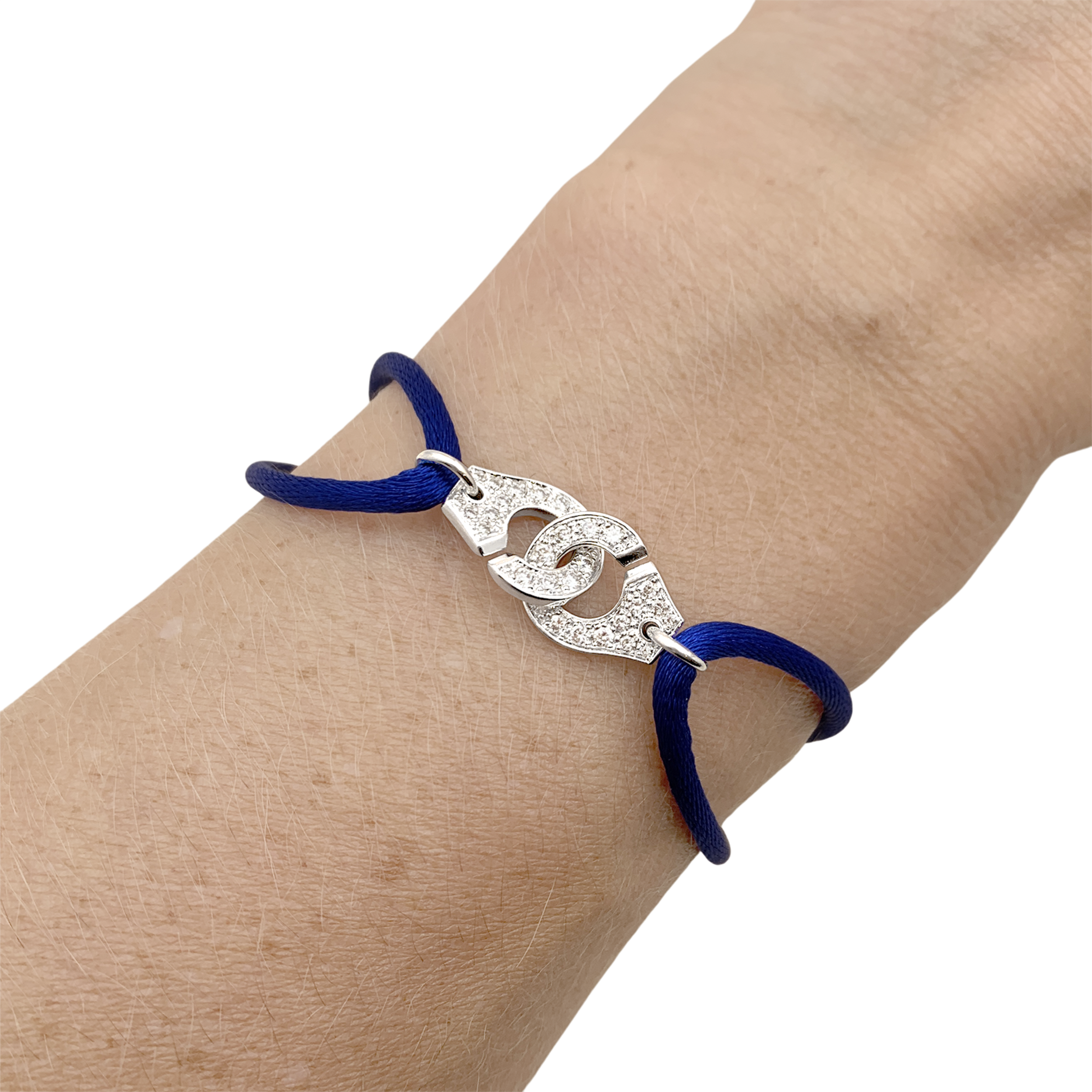 Bracelet Dinh Van "Menottes R10", or blanc, diamants.