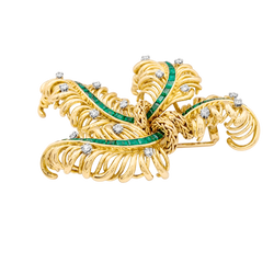 Broche Chaumet "Panache", or jaune, diamants, émeraudes.
