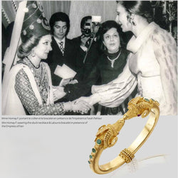 LALAOUNIS (Att. à) Clips d'oreilles tête de belier or jaune rubis - Castafiore