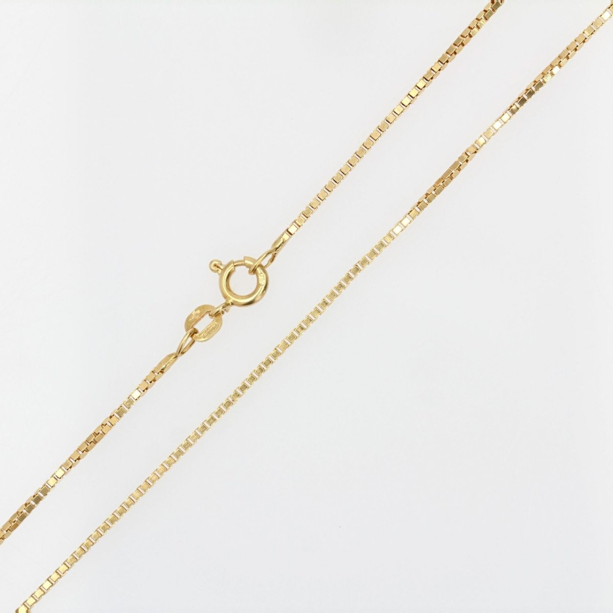 Longue chaîne maille cube or jaune - Castafiore