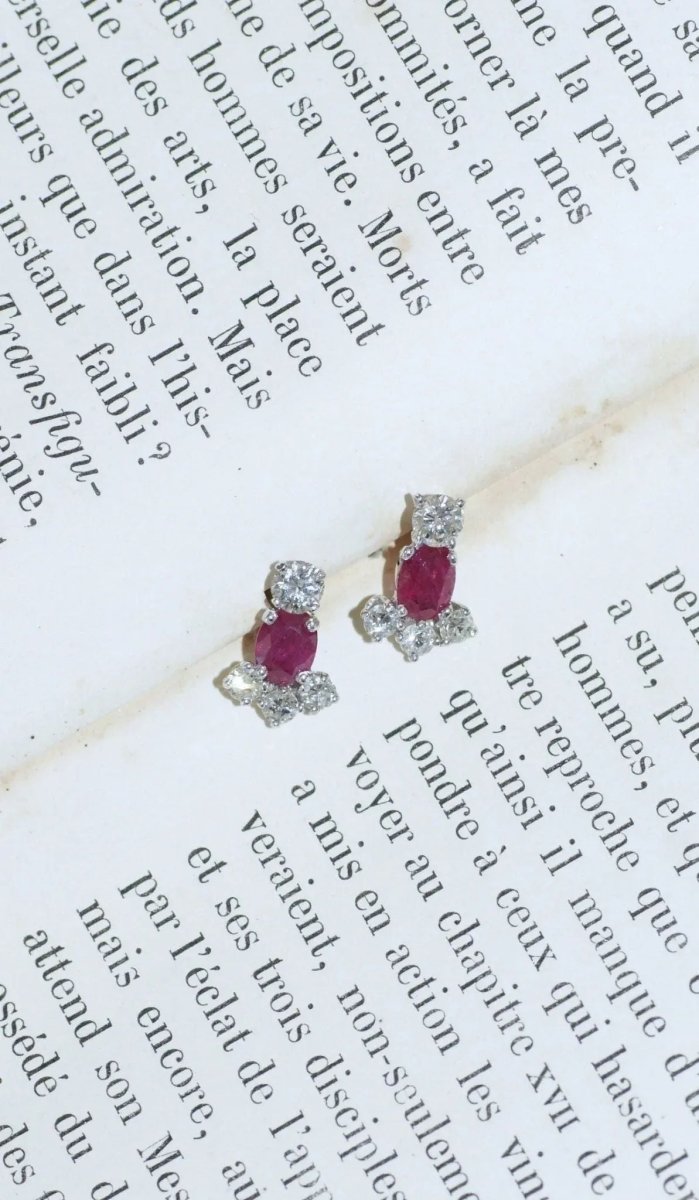 Longues Boucles d'Oreilles Rubis et Diamants - Castafiore