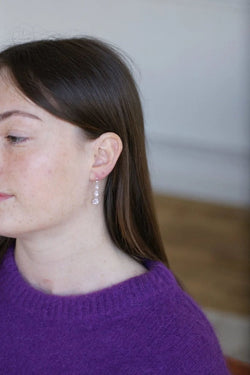 Longues dormeuses diamants sur or blanc - Castafiore