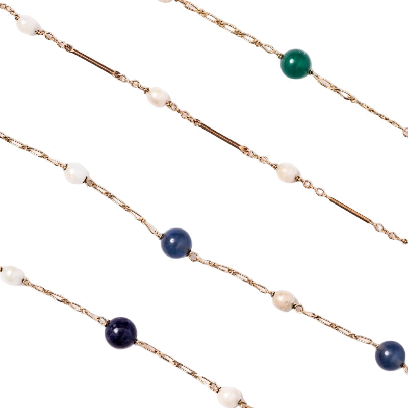 Lot de quatre bracelets en or jaune et perles - Castafiore