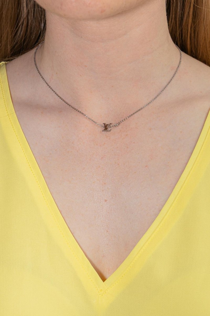 Louis Vuitton Collier Idylle Blossom Or blanc Diamant - Castafiore