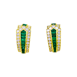 Boucles d'oreilles Van Cleef & Arpels, "Ceinture", or jaune, diamants et émeraude.