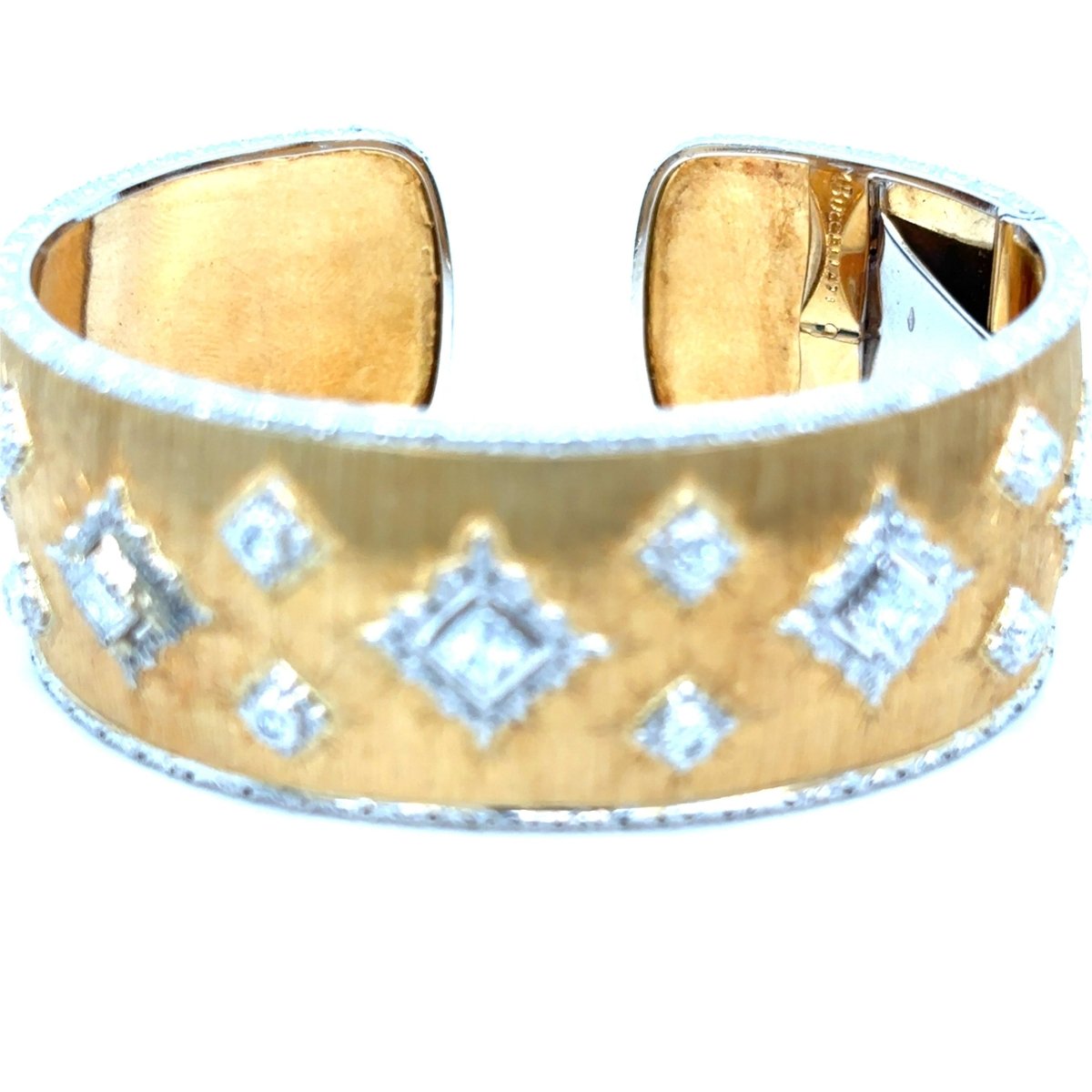 Mario Buccellati Macri Yellow & White Gold Bangle with Diamonds - Castafiore