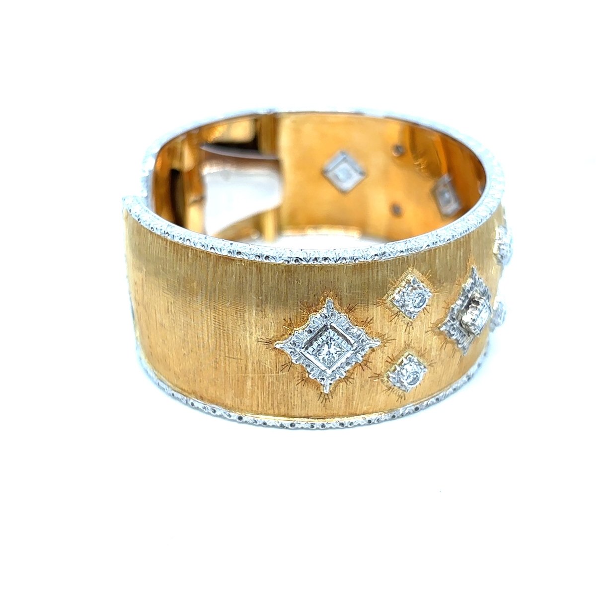 Mario Buccellati Macri Yellow & White Gold Bangle with Diamonds - Castafiore