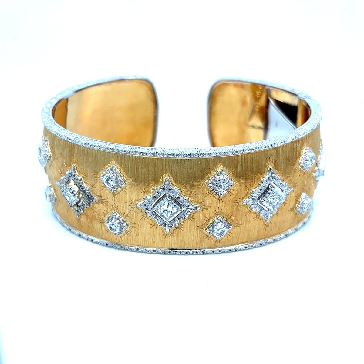 Mario Buccellati Macri Yellow & White Gold Bangle with Diamonds - Castafiore