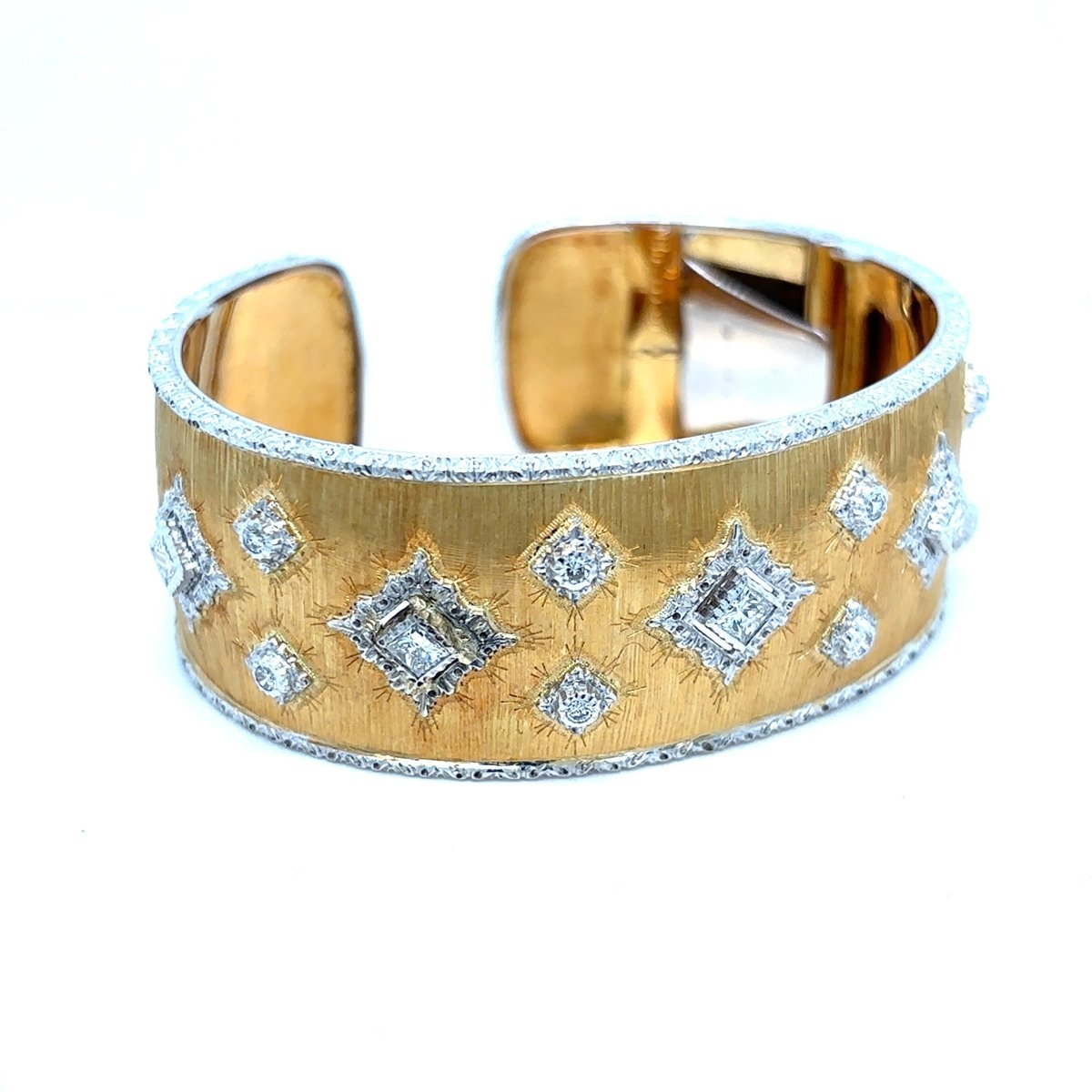 Mario Buccellati Macri Yellow & White Gold Bangle with Diamonds - Castafiore
