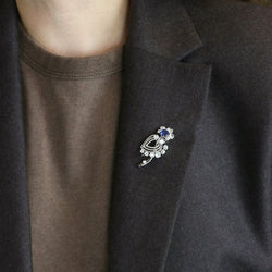 MAUBOUSSIN Broche or blanc saphir diamants taille ancienne - Castafiore