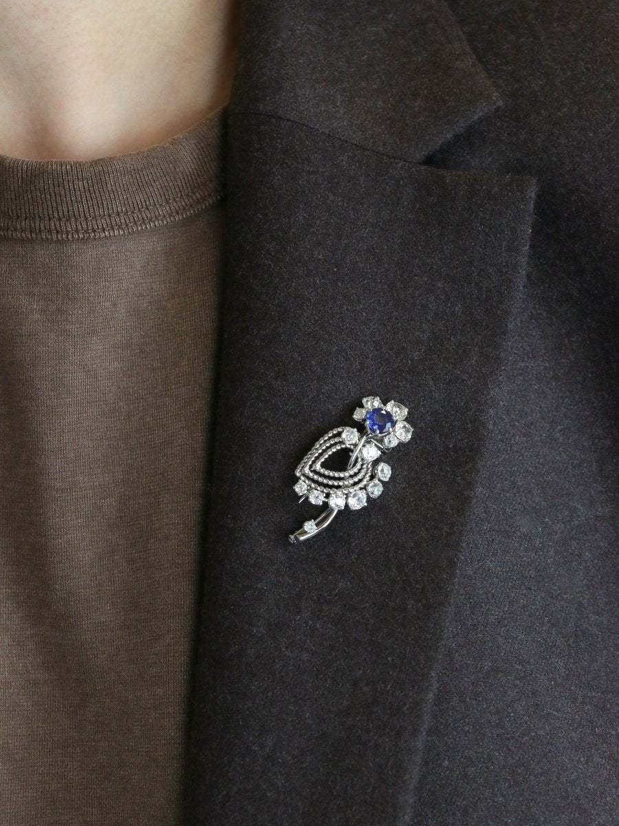 MAUBOUSSIN Broche or blanc saphir diamants taille ancienne - Castafiore