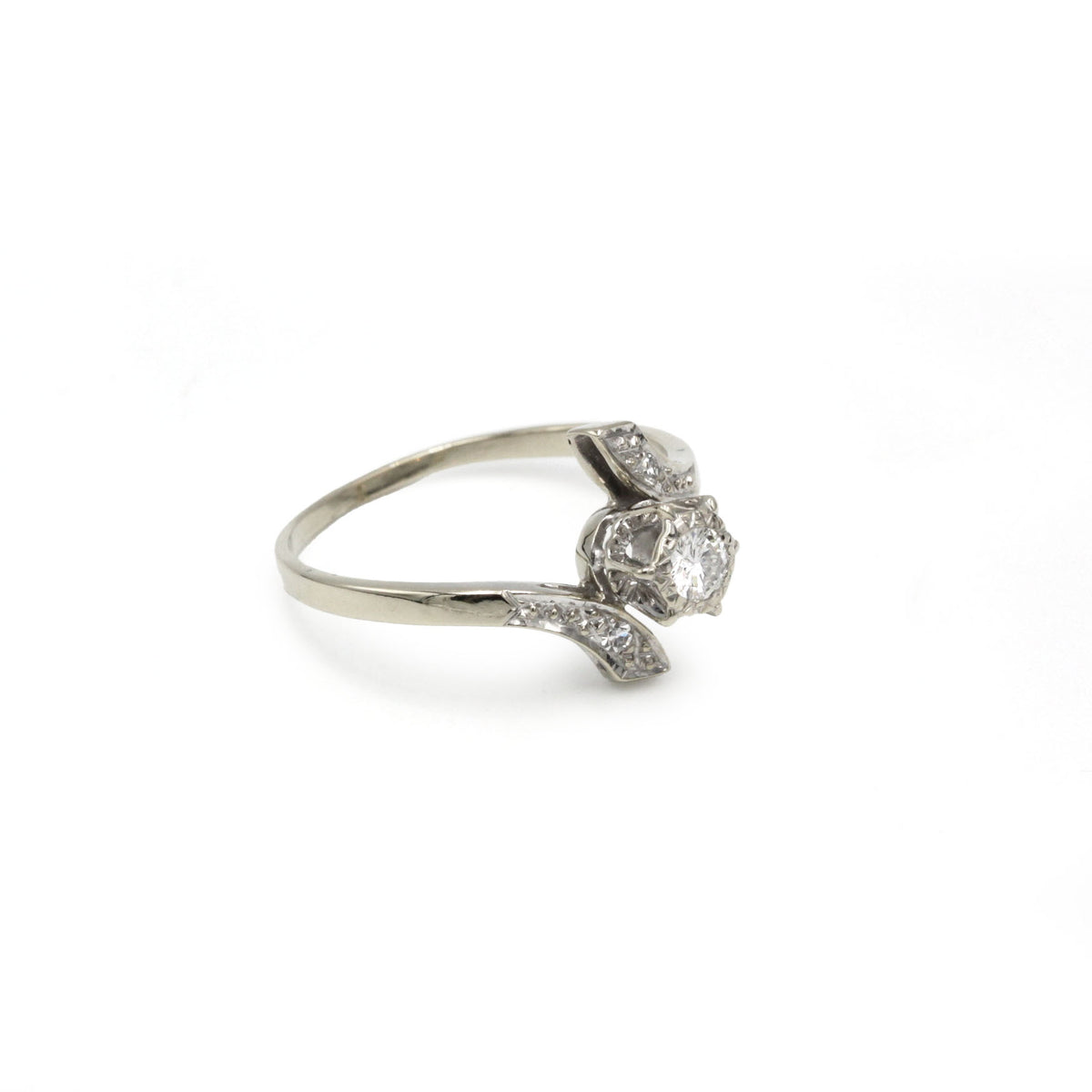 Solitaire with side markers - White gold &amp; Diamonds