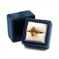 Ring at yellow gold and citrine
