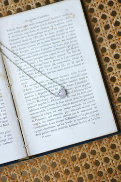 Collier DIOR Happy Birth coeur en or blanc et opale