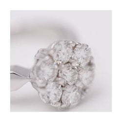 Bague rosette en or blanc