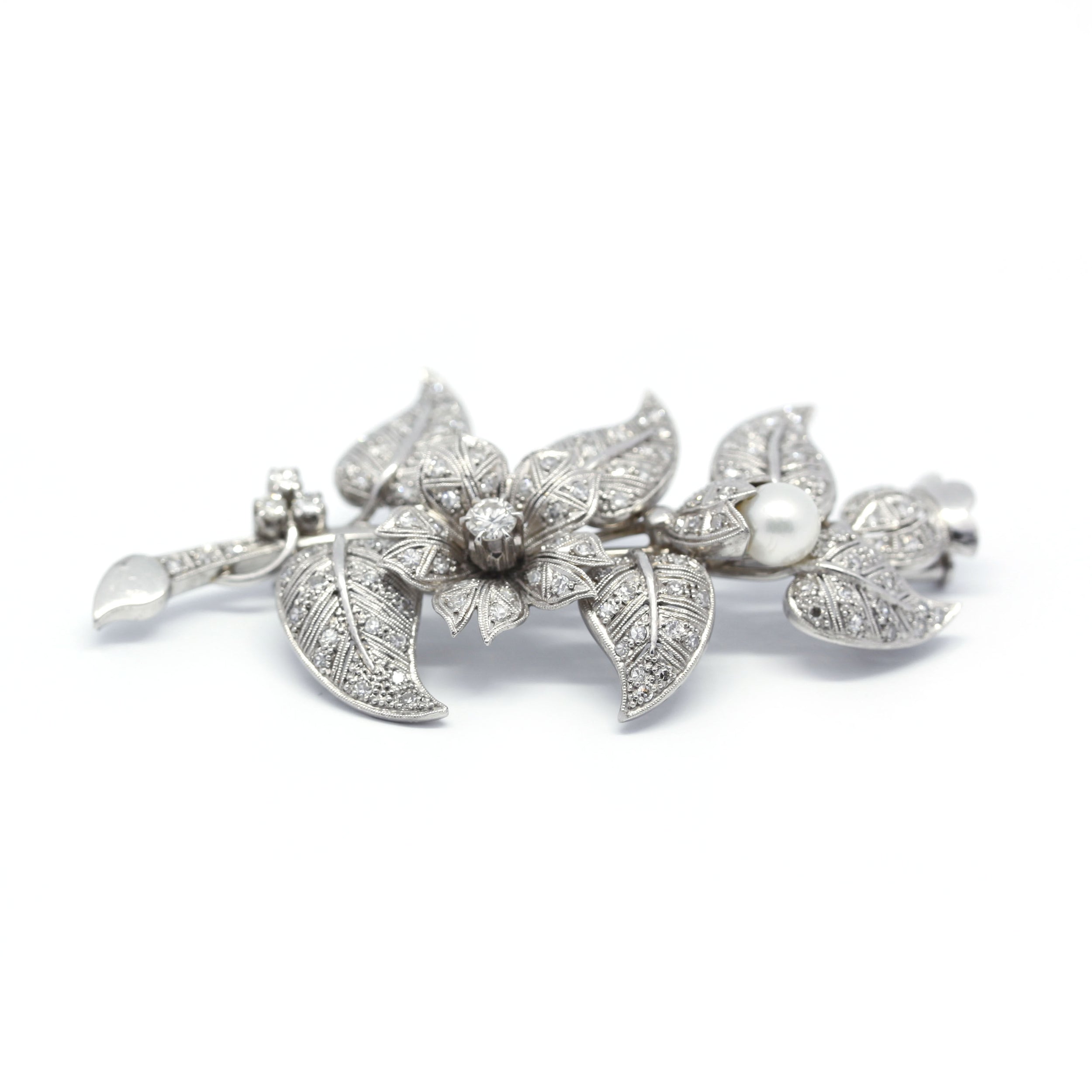 Broche branche florale - Or, diamants et perles