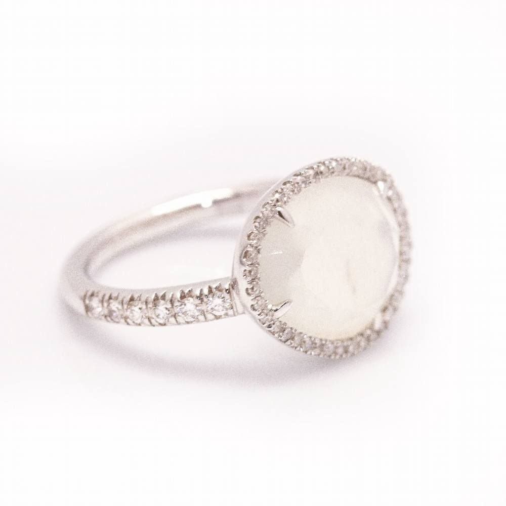 Ring MIMI LUNA in gold and diamonds