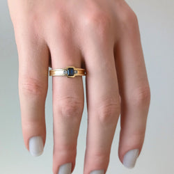 Bague Jonc en or jaune saphir et diamants