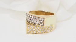 Bague pavage en or jaune et diamants