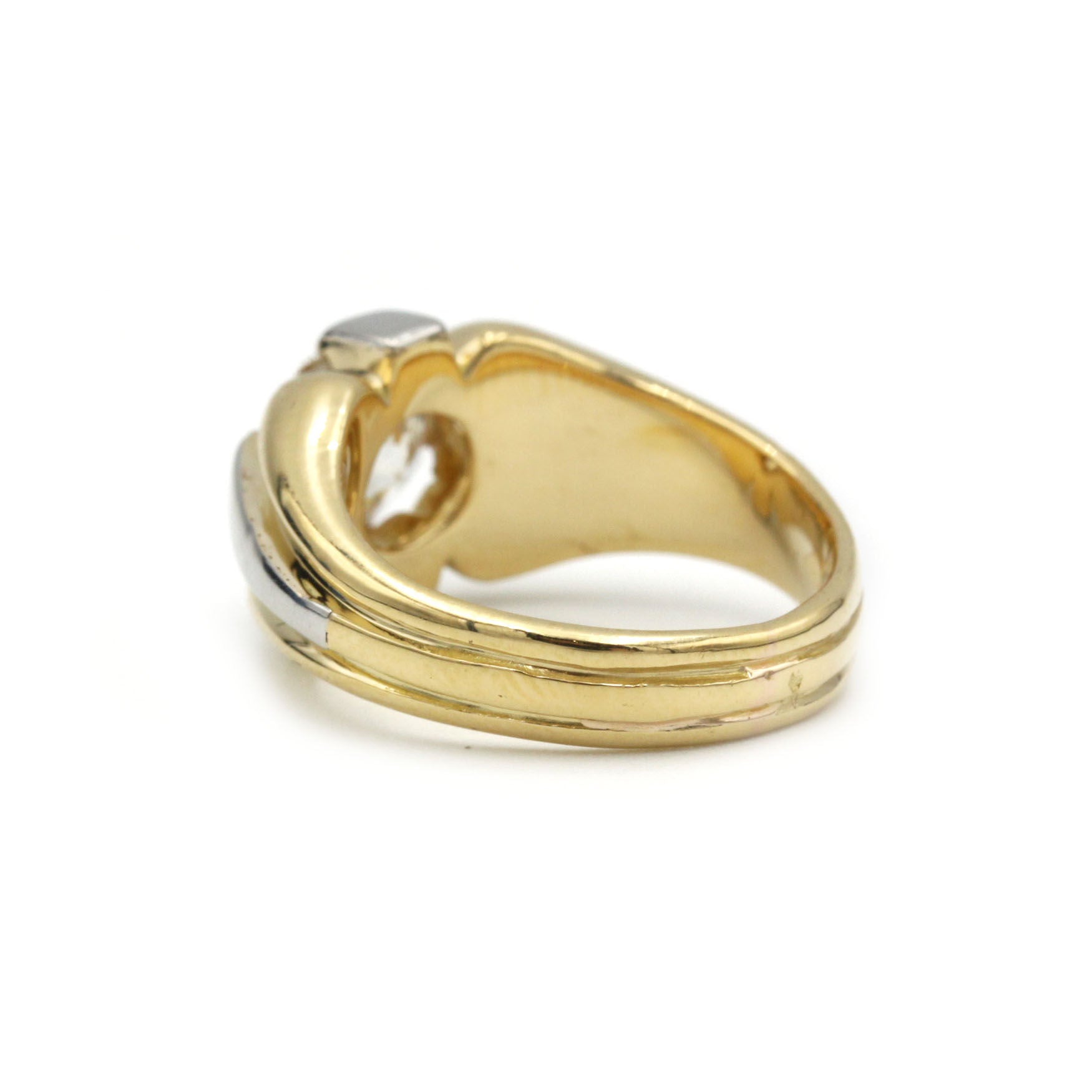 Ring Chevalière in yellow gold, white gold and diamond
