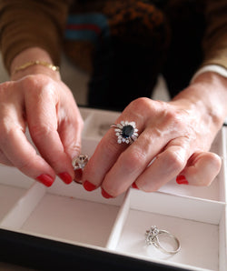 Marguerite sapphire and diamond ring in platinum