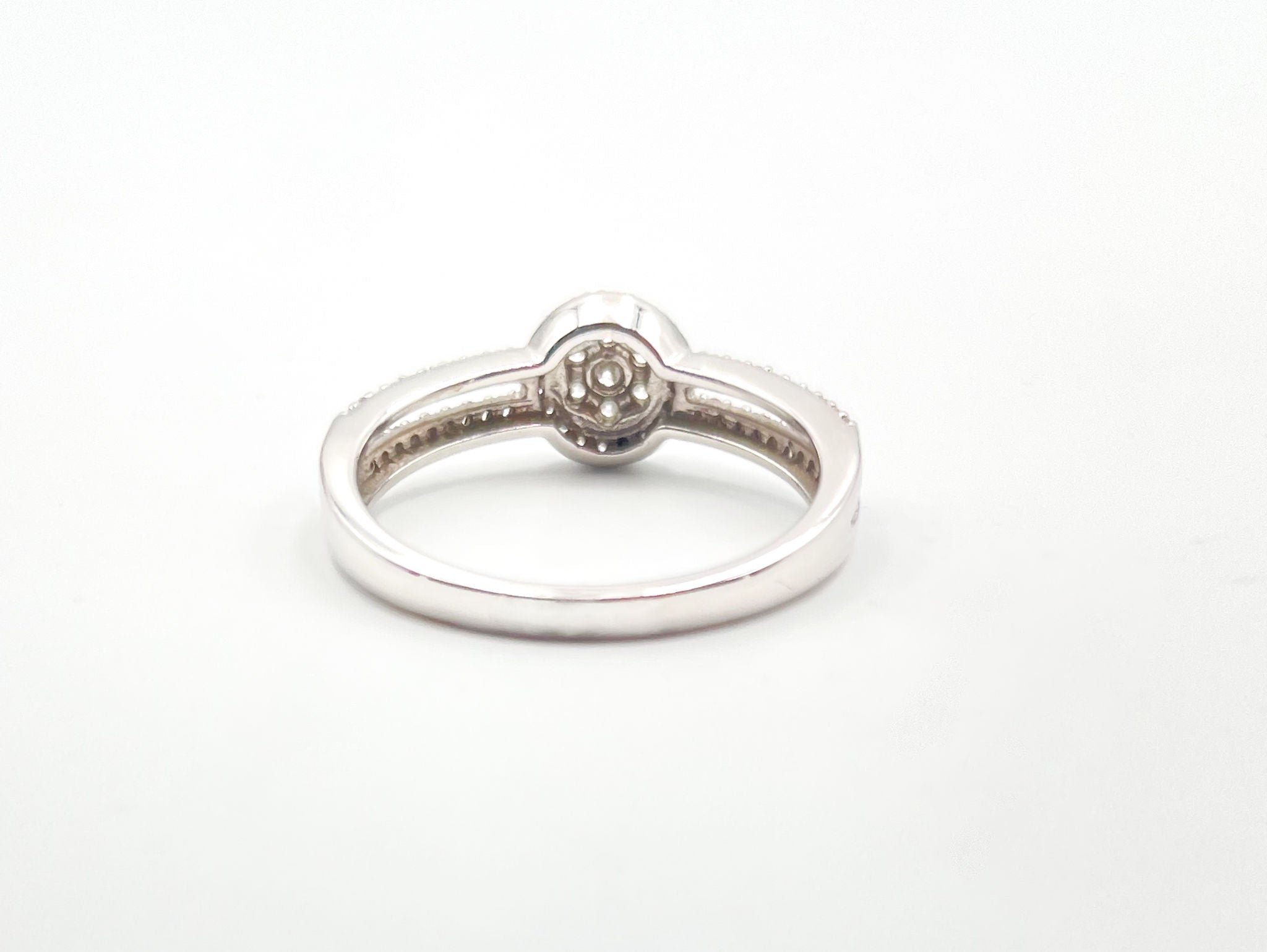 Bague Diamants Chaton Rond