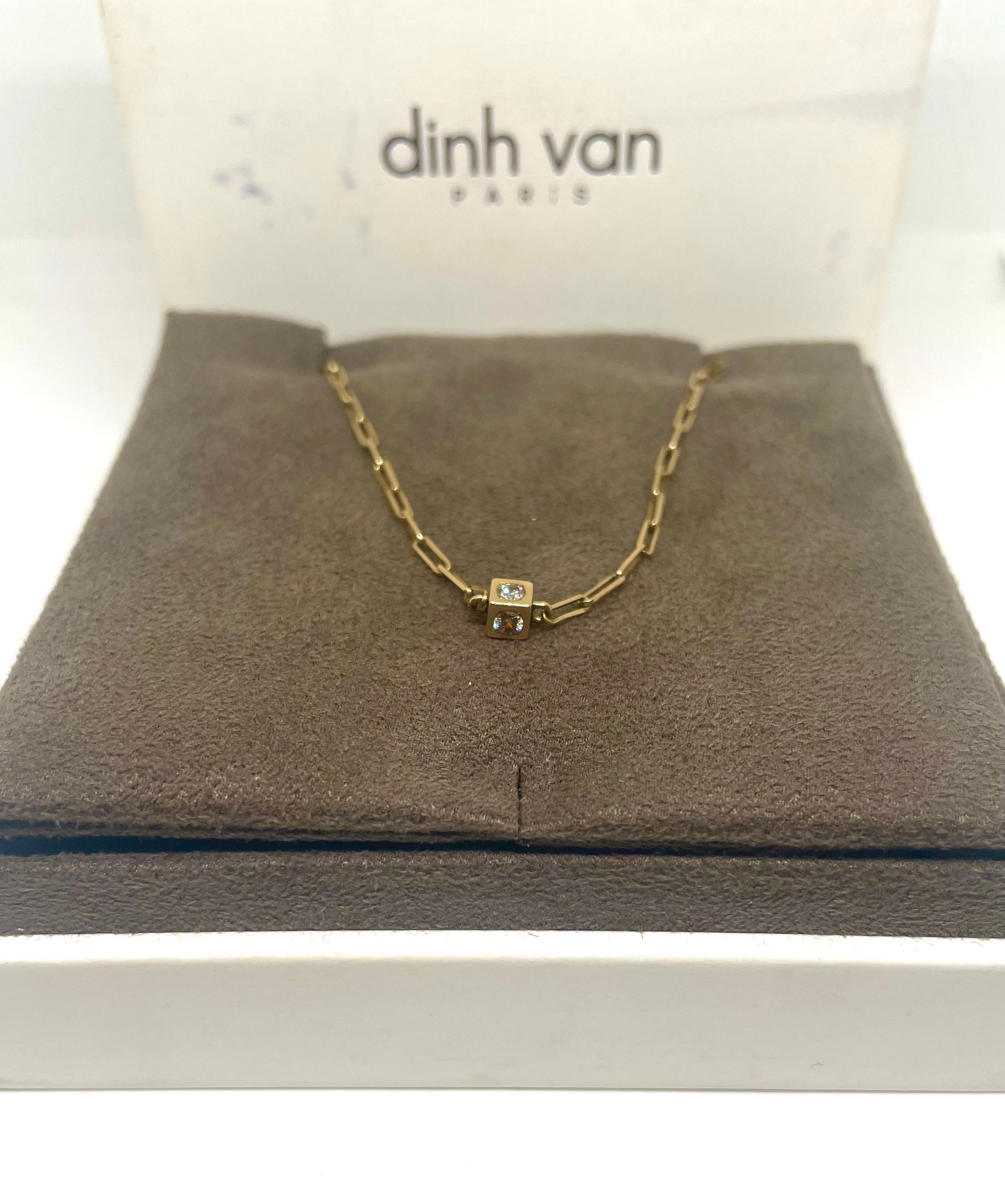 Dinh Van- collier le cube 4 diamants vintage