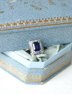 Ring Art Deco Saphir Synthétique Octogonale and diamonds