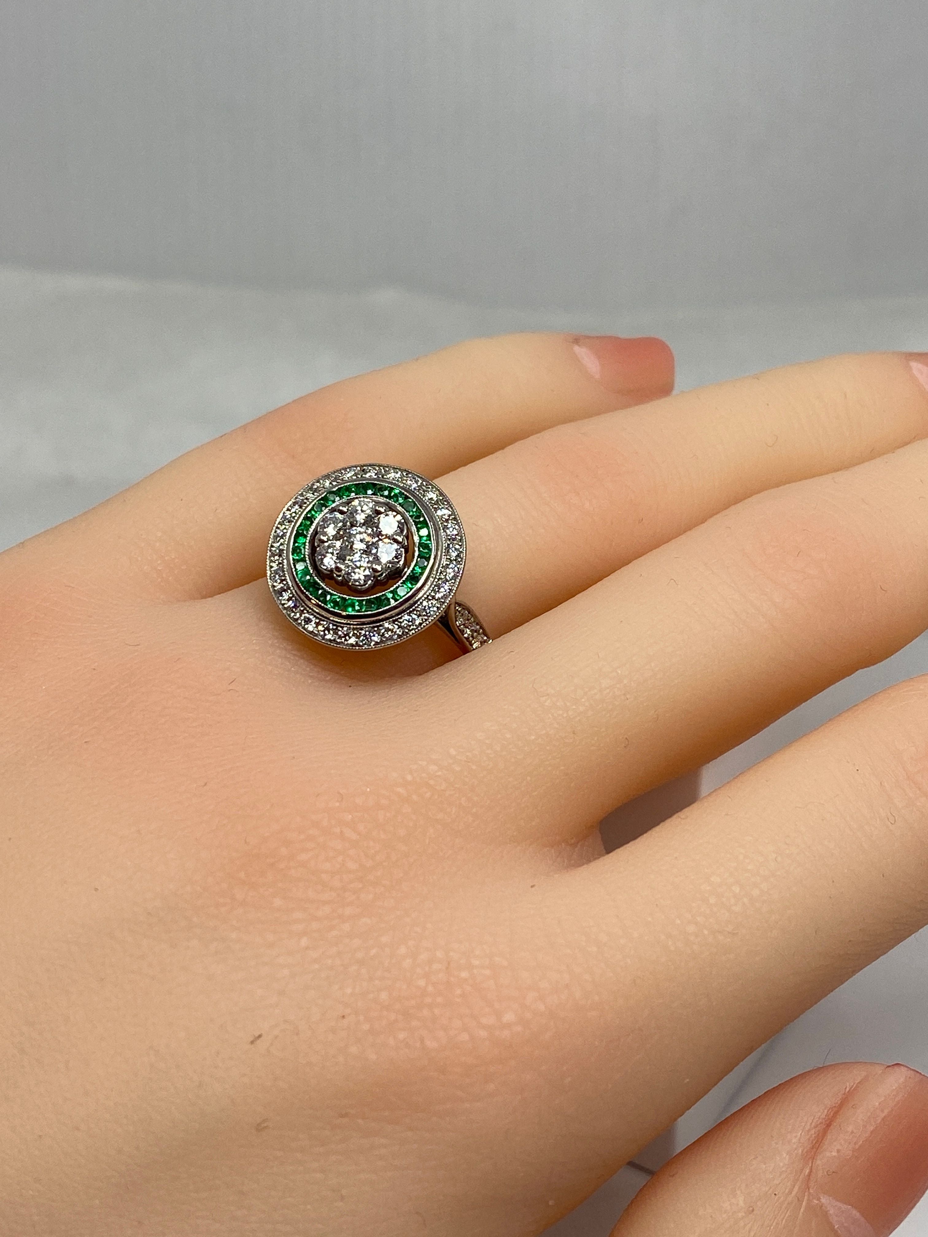Round 18k gold emerald and diamond ART DECO style ring